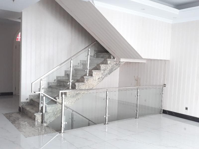 Rumah Cantik The Villas MOI Kelapa Gading Dijual